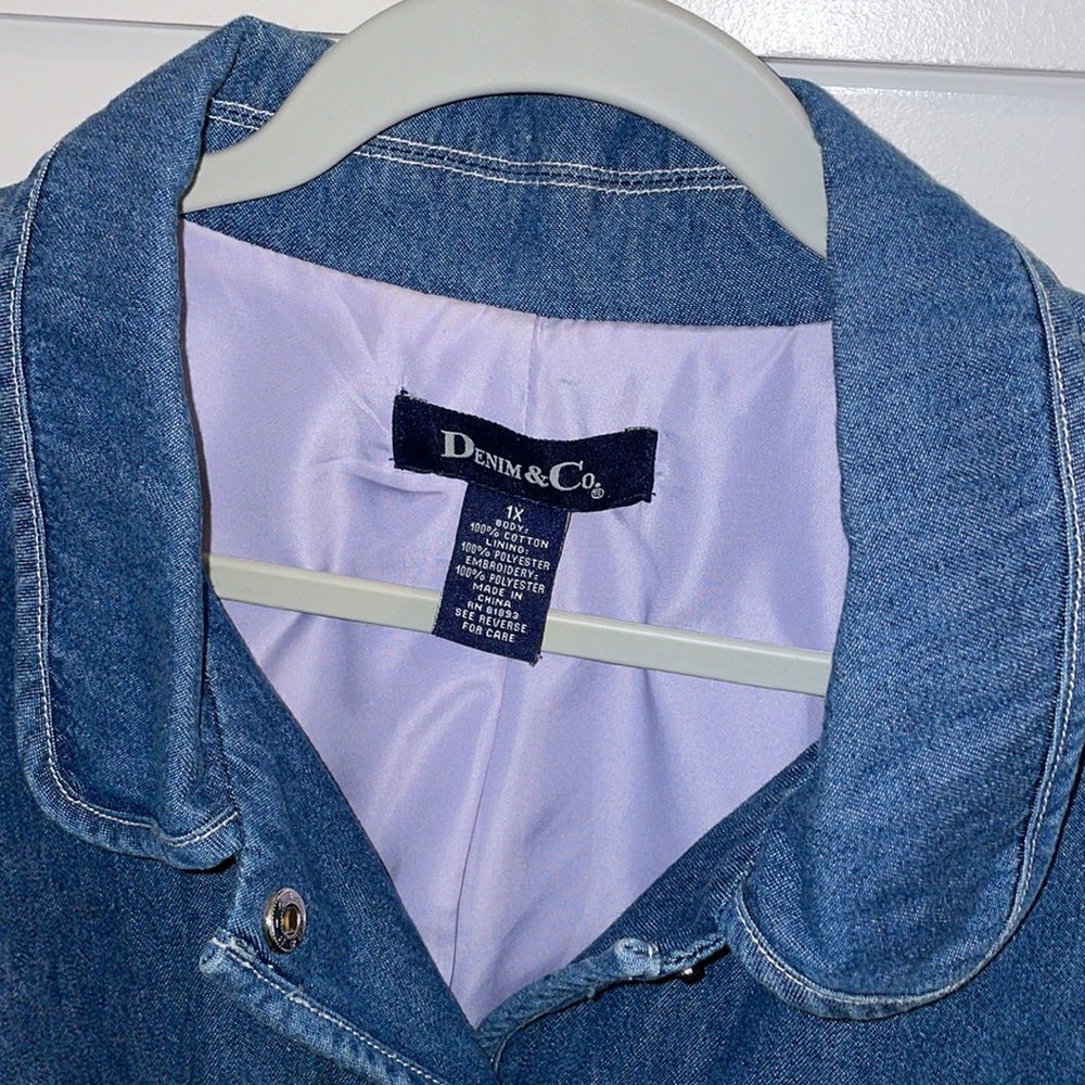 Denim & Co. 1X denim embroidered jean jacket vintage style - Picture 4 of 10